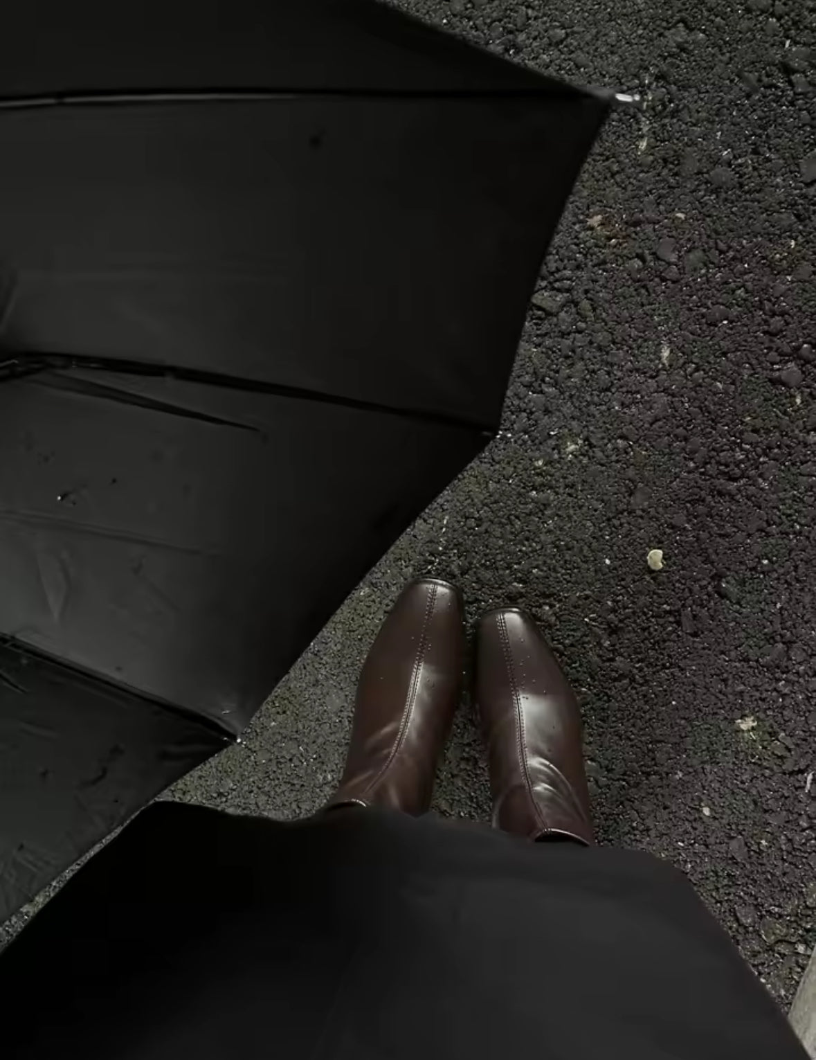 מגפי קרלה – עקב עבה ונוחות אלגנטית