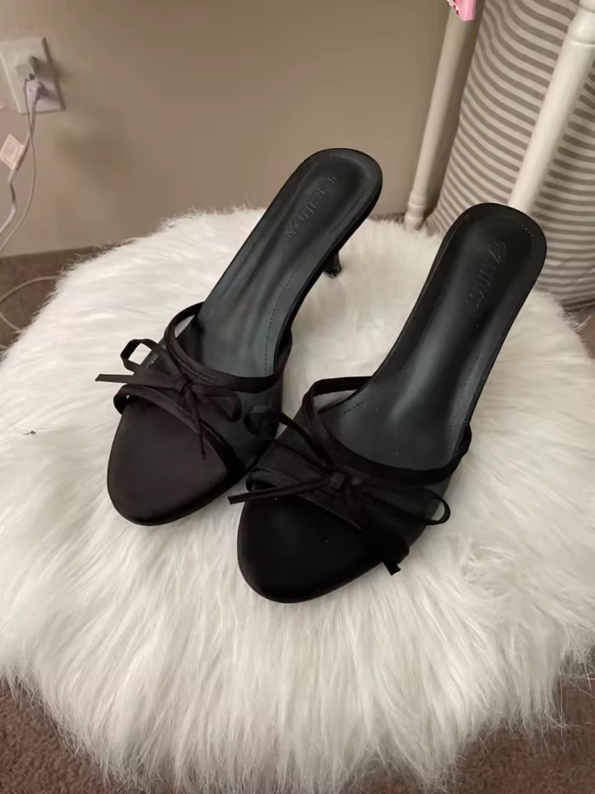 עקב נמוך - תמר נוחות של בוקר, שיק של ערב