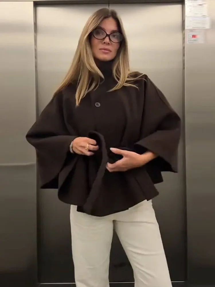 דגם ליז – קייפ אלגנטי בגזרה אירופאית