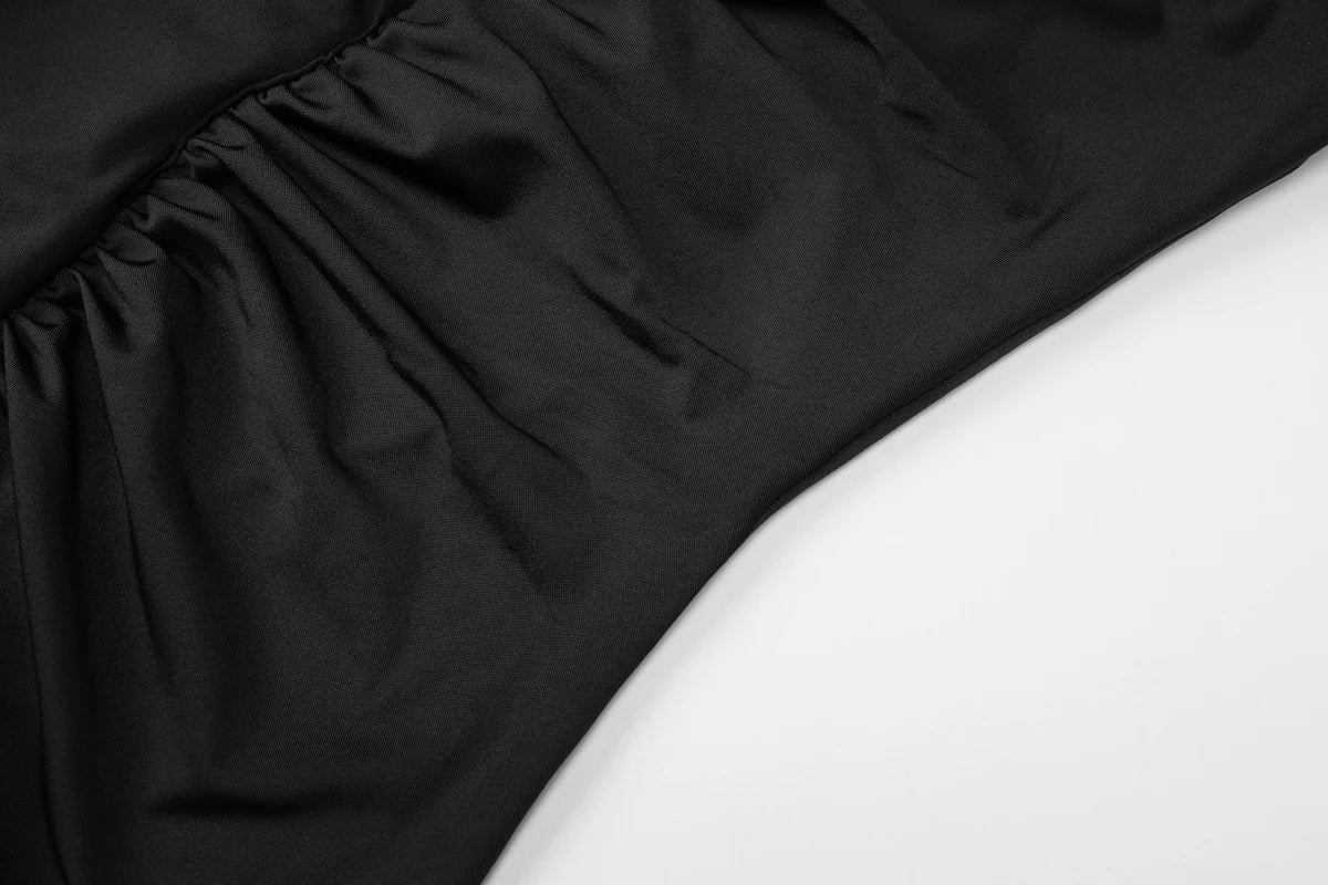 דגם דור - מקסי נשפכת עם קו חזה מחטב