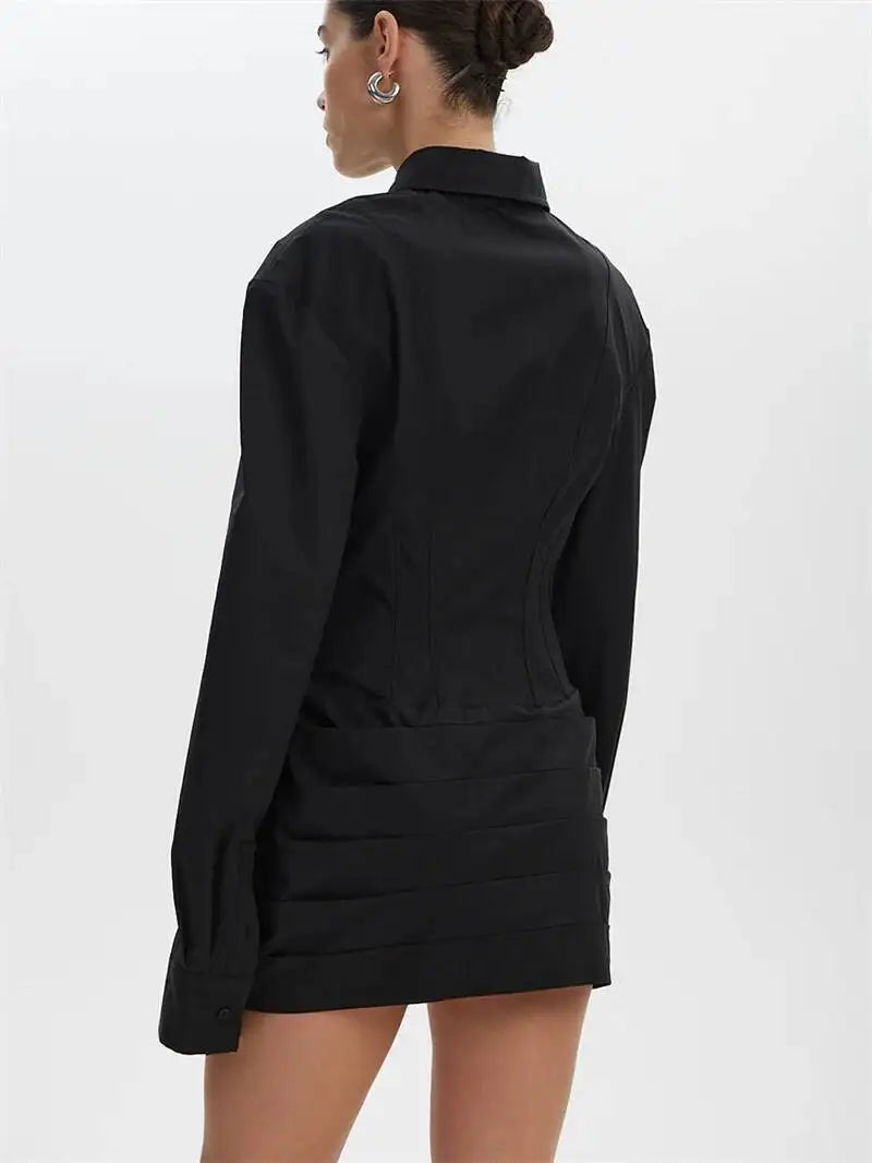 דגם יסמין – שמלת מיני מחויטת בגזרת חולצה אלגנטית